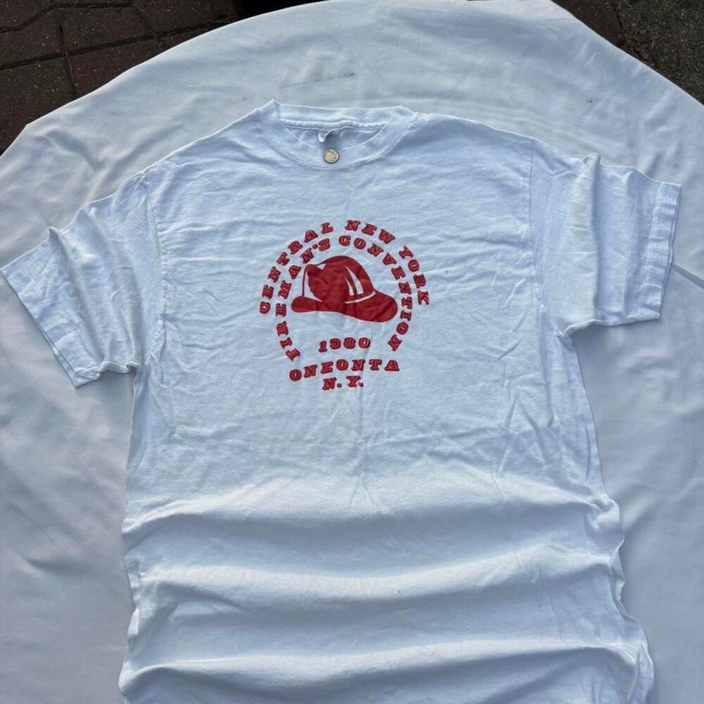 Vintage 1980s  Rare Hanes white cotton t-shirt
